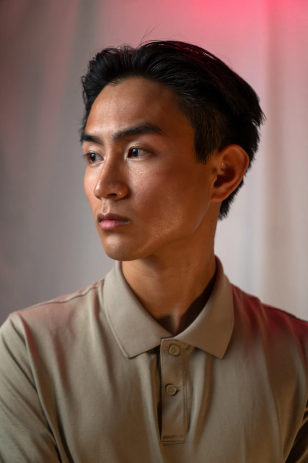 A studio portrait of Larry Lee